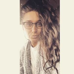 Meet your Posher, Ashlee